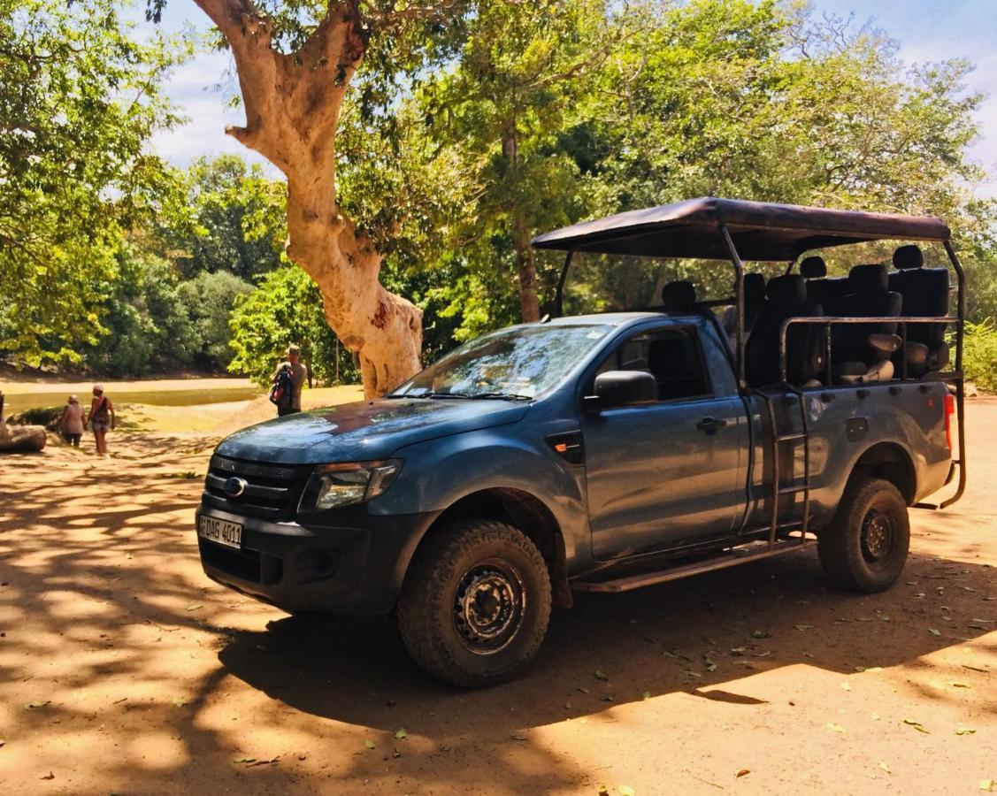 Eden Yala Exterior photo
